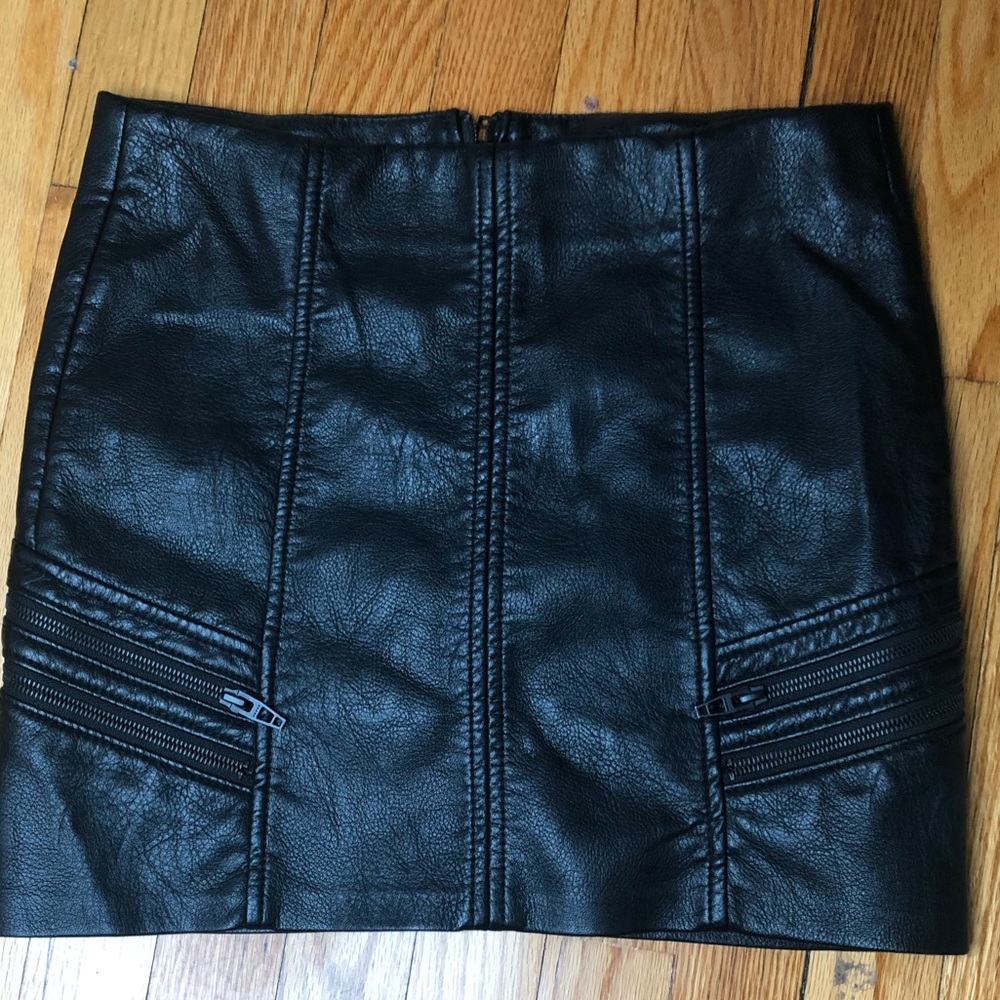 Black mini leather skirt